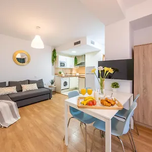 https://historic-city-centre-mitjana-malaga.1costadelsol.com